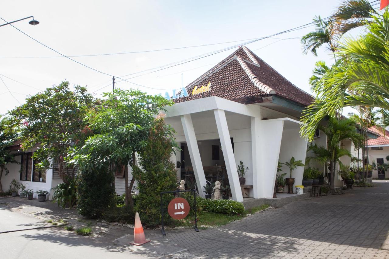 Reddoorz Plus Near Mall Roxy Banyuwangi Banyuwangi (East Java) Exterior foto